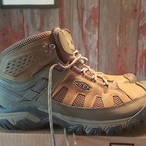 Mens keen hiking boots